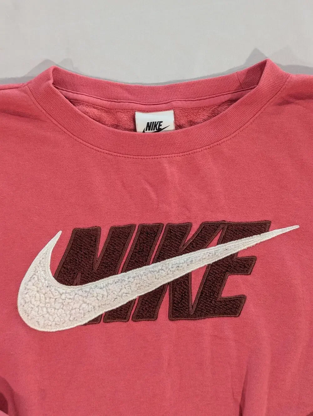 Nike Sweatshirt Womens M Pink Fleece Cropped Swoosh Logo Crewneck Athletic
